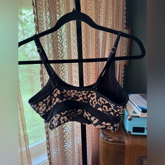 Leopard Print Swimsuit - Picture 2 of 6